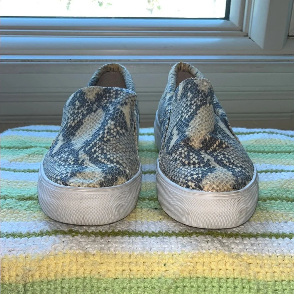Vince Camuto Snakeskin‎ Slide On Sneakers 9M